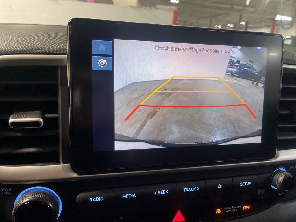 New 2025 Hyundai Venue SEL image 27