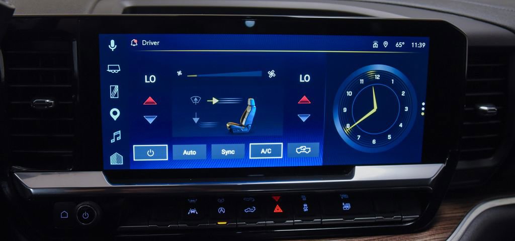 Used 2025 Chevrolet Silverado 1500 LT image 21