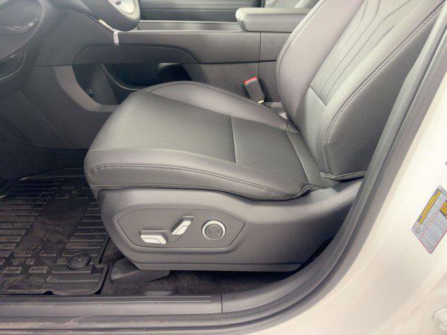 New 2026 Hyundai Santa Fe SEL image 13