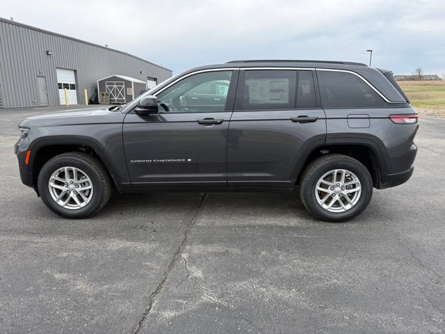 New 2026 Jeep Grand Cherokee Laredo X AWD/4WD image 4