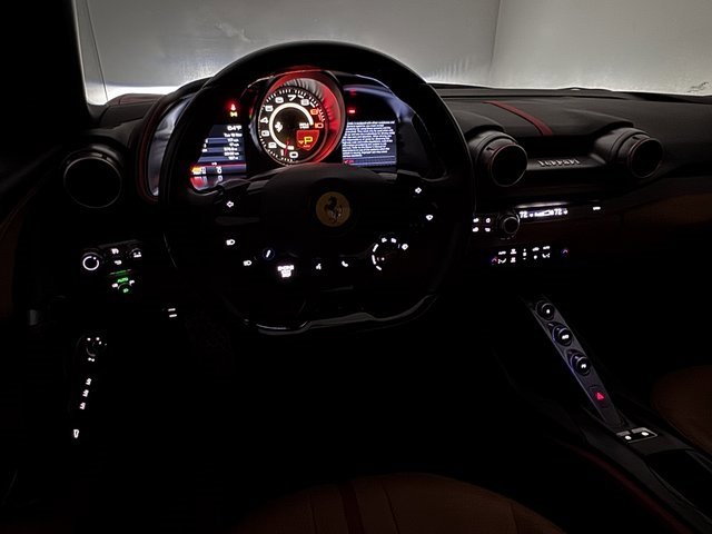 Used 2020 Ferrari 812 Superfast image 40