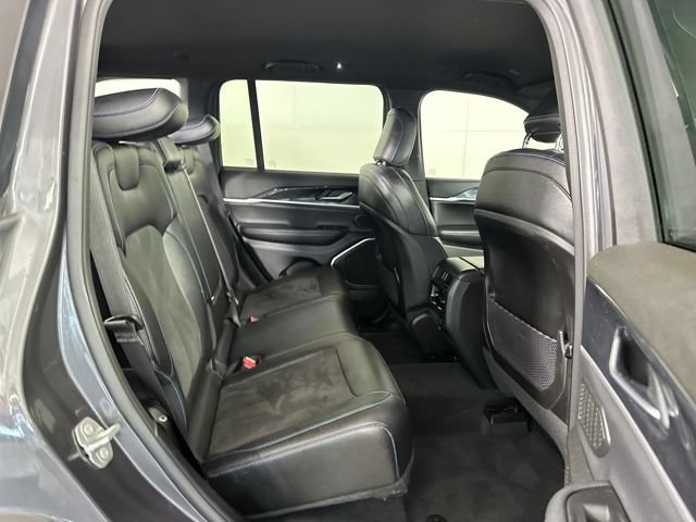 Used 2022 Jeep Grand Cherokee Trailhawk AWD/4WD image 30
