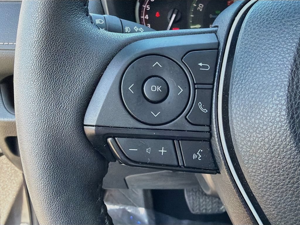 Used 2023 Toyota RAV4 XLE Premium FWD image 38