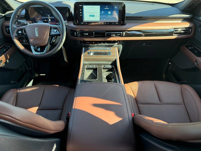 New 2026 Lincoln Aviator Reserve image 8