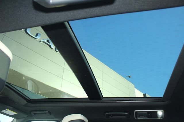 Used 2022 Land Rover Range Rover Sport HSE Silver Edition image 25