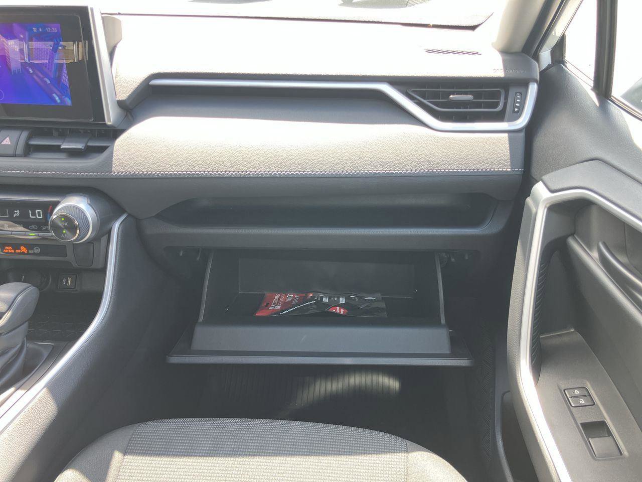 Used 2025 Toyota RAV4 LE image 15