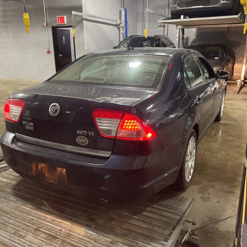 Used 2008 Mercury Milan Premier image 8