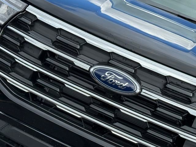 New 2026 Ford Explorer Active w/ Active Comfort Package image 3