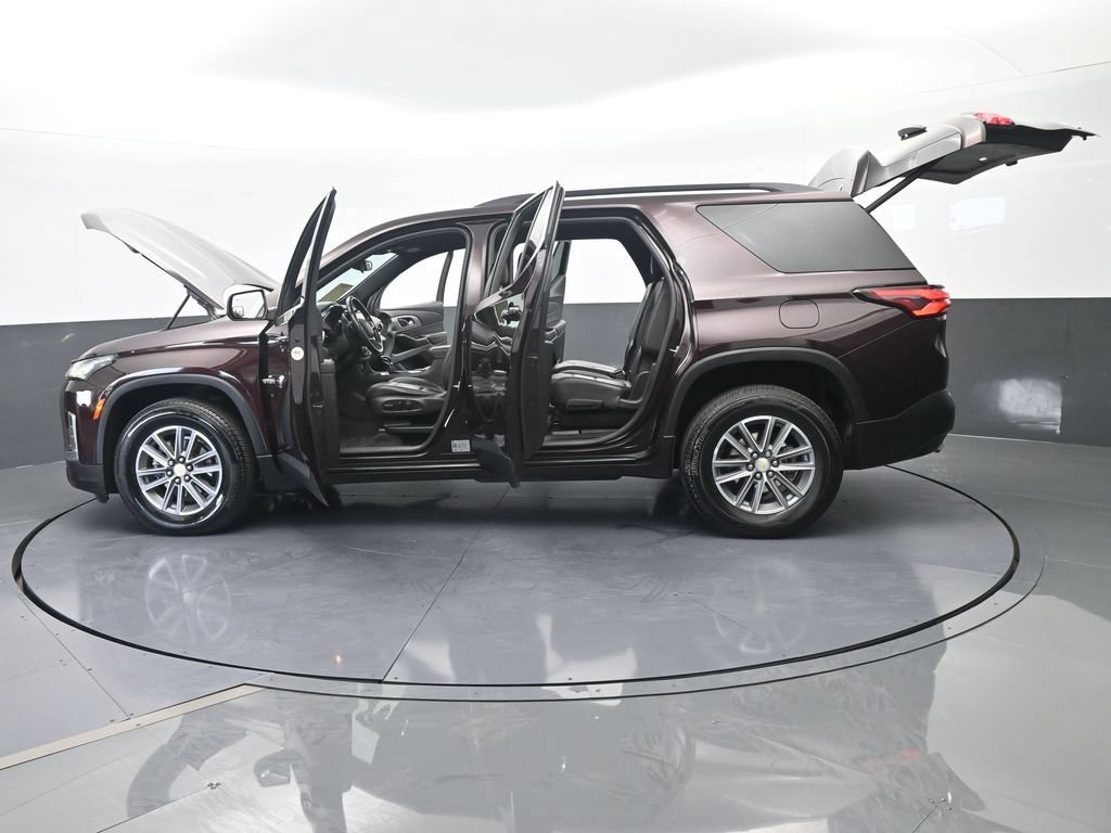Used 2022 Chevrolet Traverse LT w/ LPO, Floor Liner Package FWD image 78