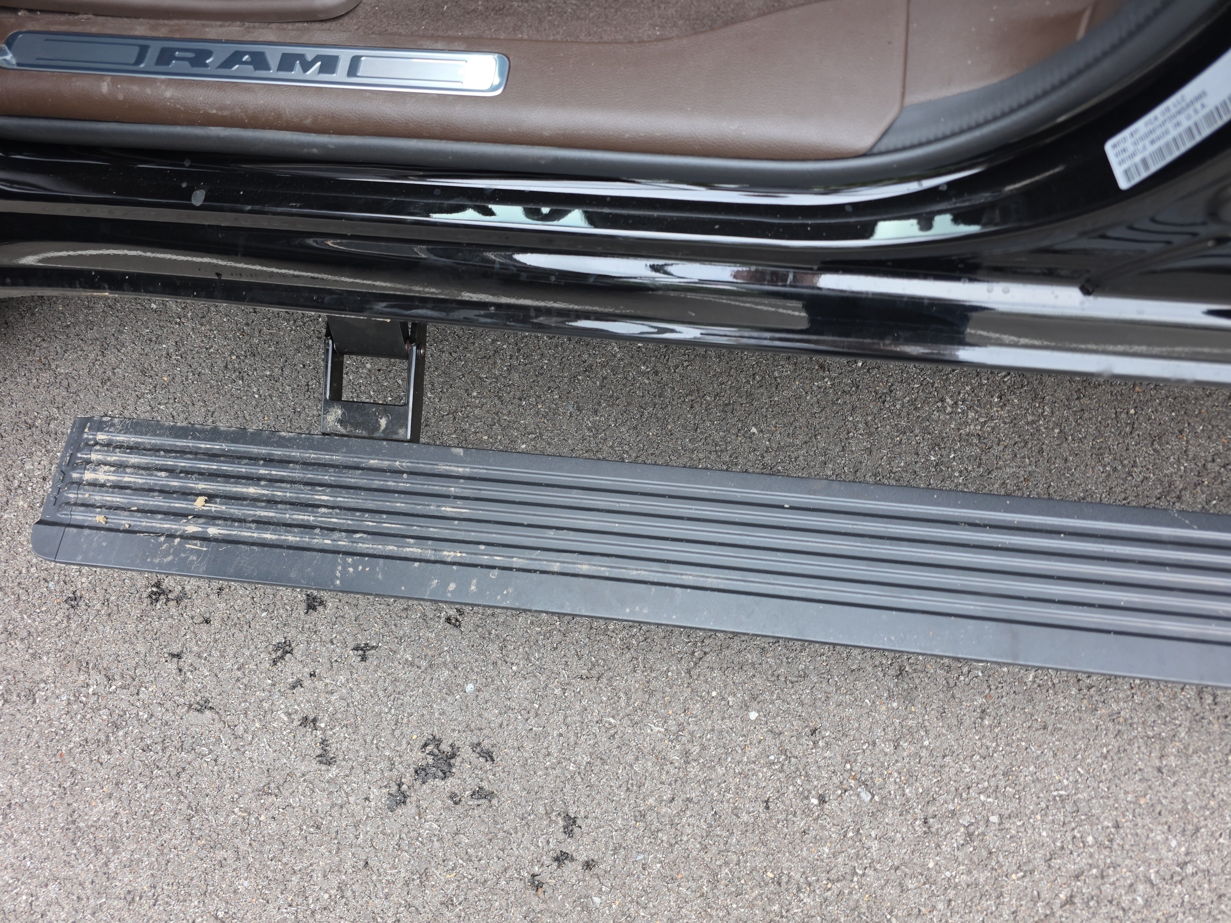 New 2027 RAM 1500 Longhorn AWD/4WD image 6