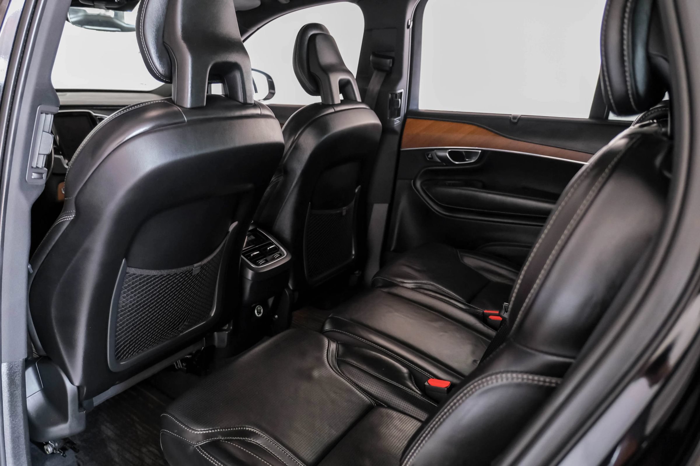 Used 2017 Volvo XC90 T6 Inscription w/ Vision Package AWD/4WD image 36