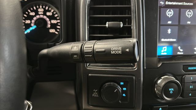 Used 2018 Ford F150 XLT w/ Equipment Group 302A Luxury AWD/4WD image 18