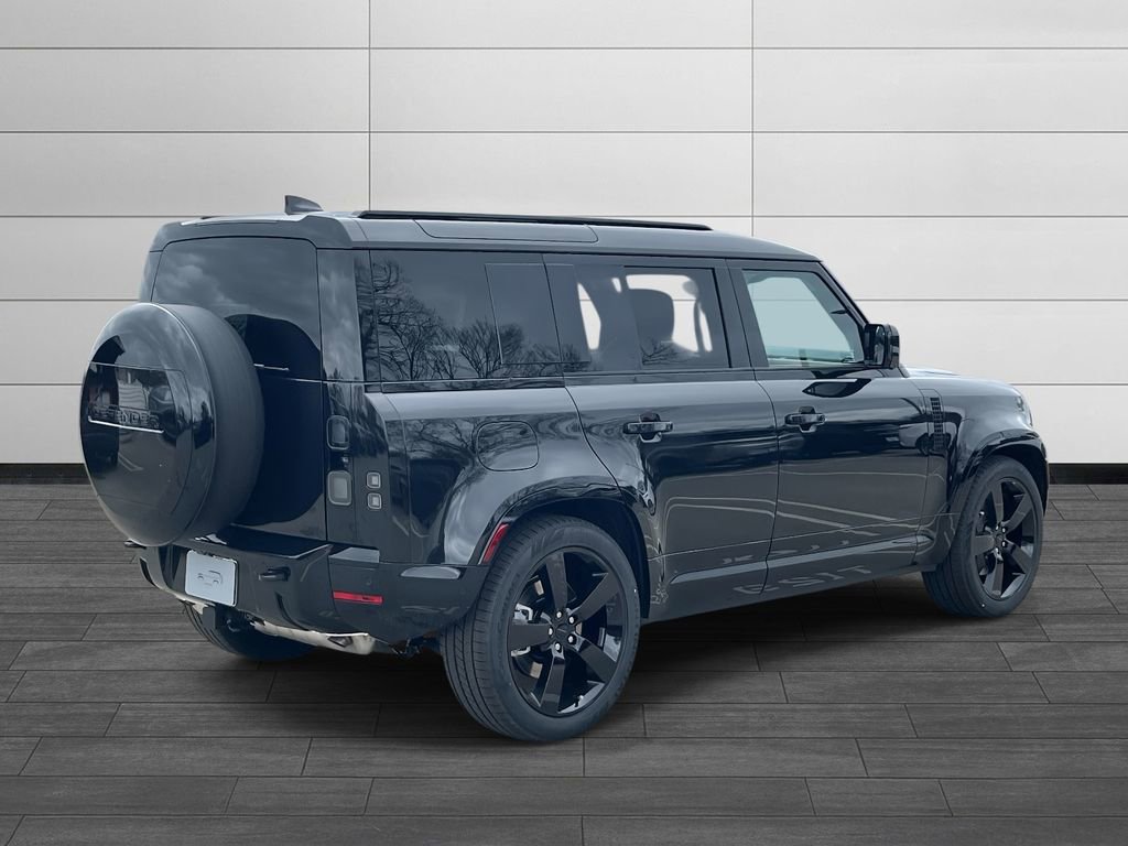 New 2026 Land Rover Defender 110 X-Dynamic SE AWD/4WD image 5