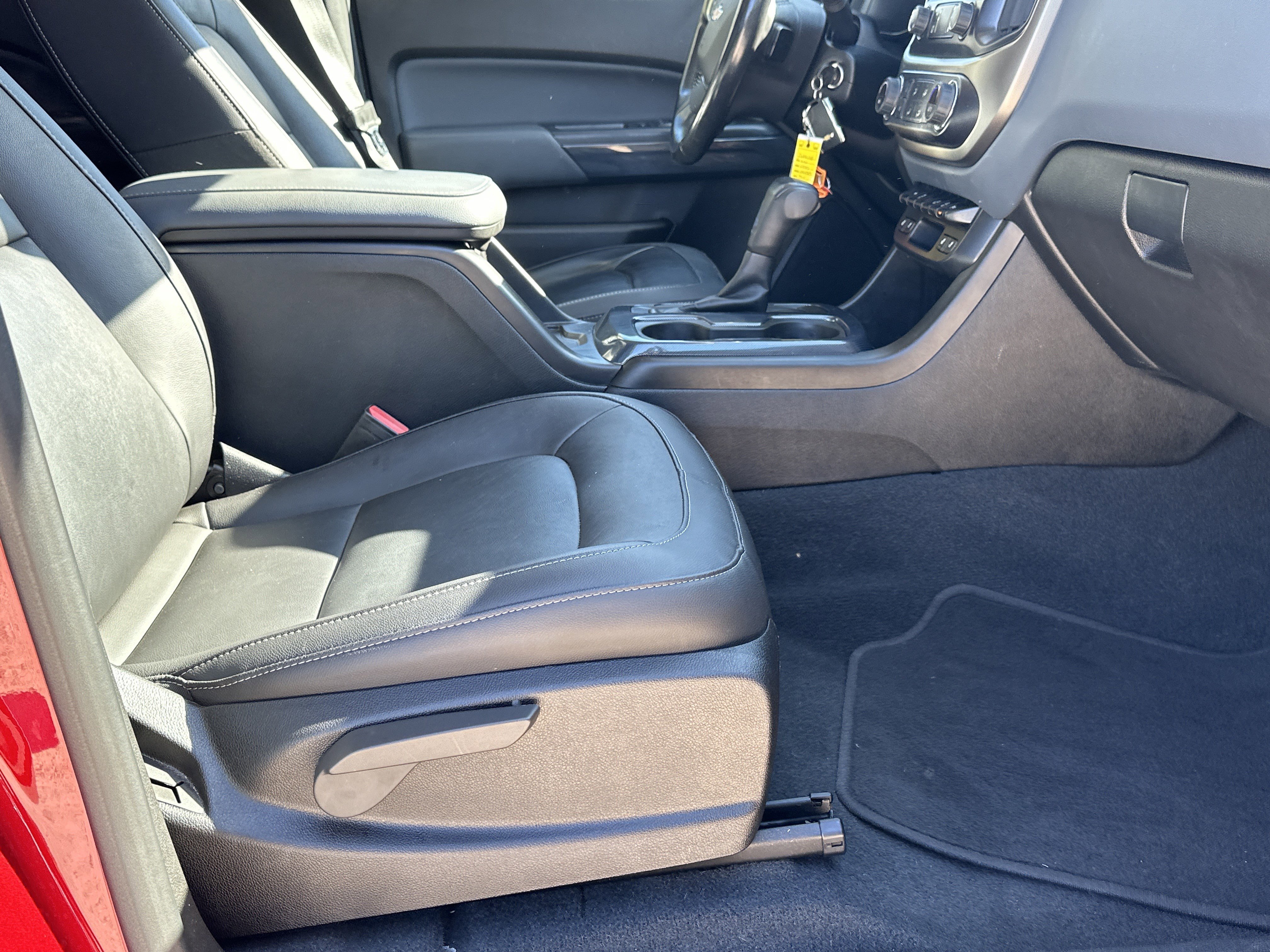 Used 2021 Chevrolet Colorado Z71 image 14