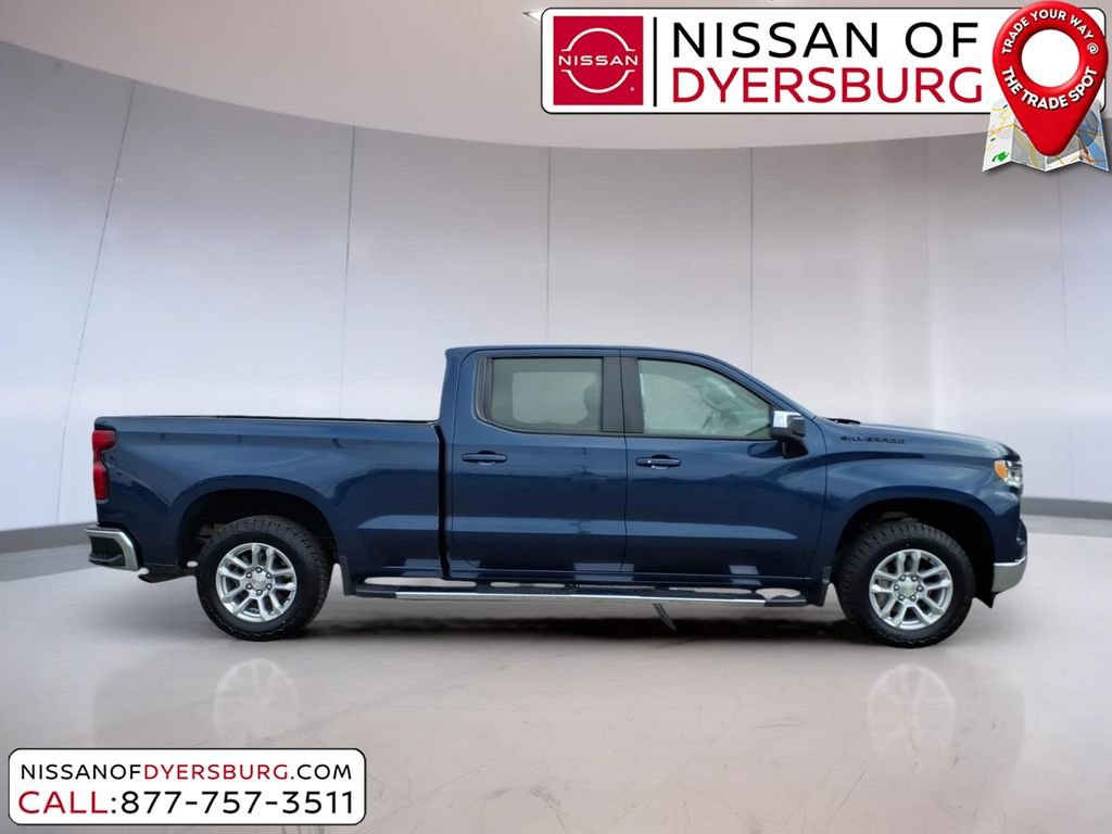 Used 2022 Chevrolet Silverado 1500 LT w/ Protection Package image 2