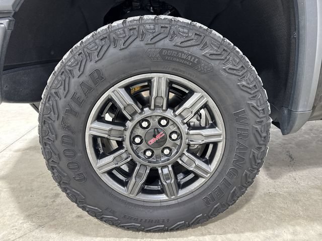 Used 2024 GMC Sierra 1500 AT4X AWD/4WD image 31