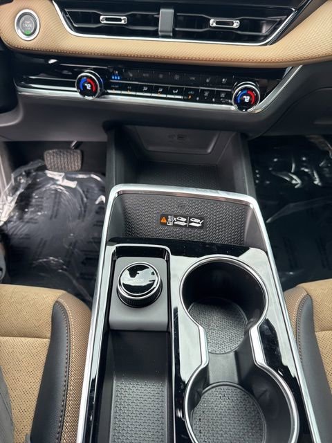 Certified 2026 Chevrolet Equinox ACTIV w/ Convenience Package III image 22