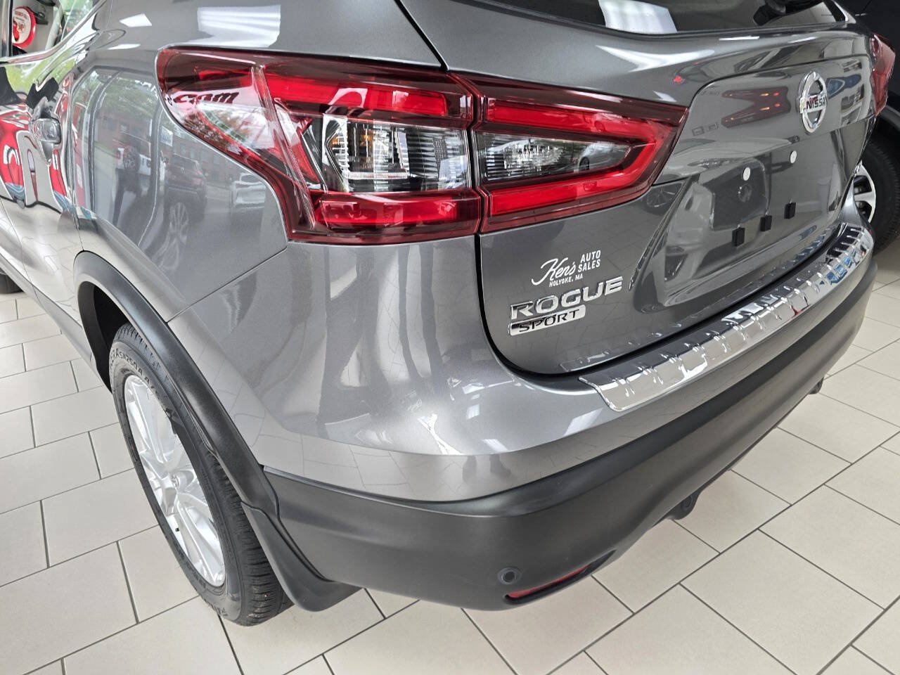 Used 2022 Nissan Rogue Sport SV AWD/4WD image 10