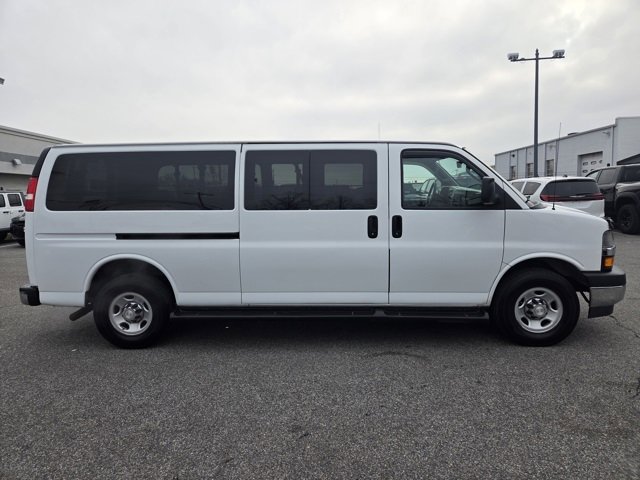 Used 2019 Chevrolet Express 3500 LT w/ LT Preferred Equipment Group image 14