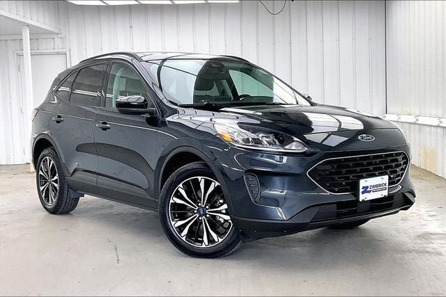 Used 2022 Ford Escape SE w/ SE Sport Appearance Package