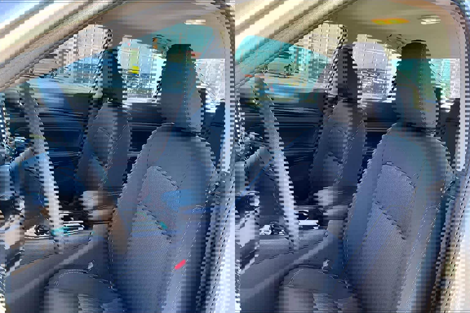 Used 2024 Nissan Altima 2.5 SV image 8