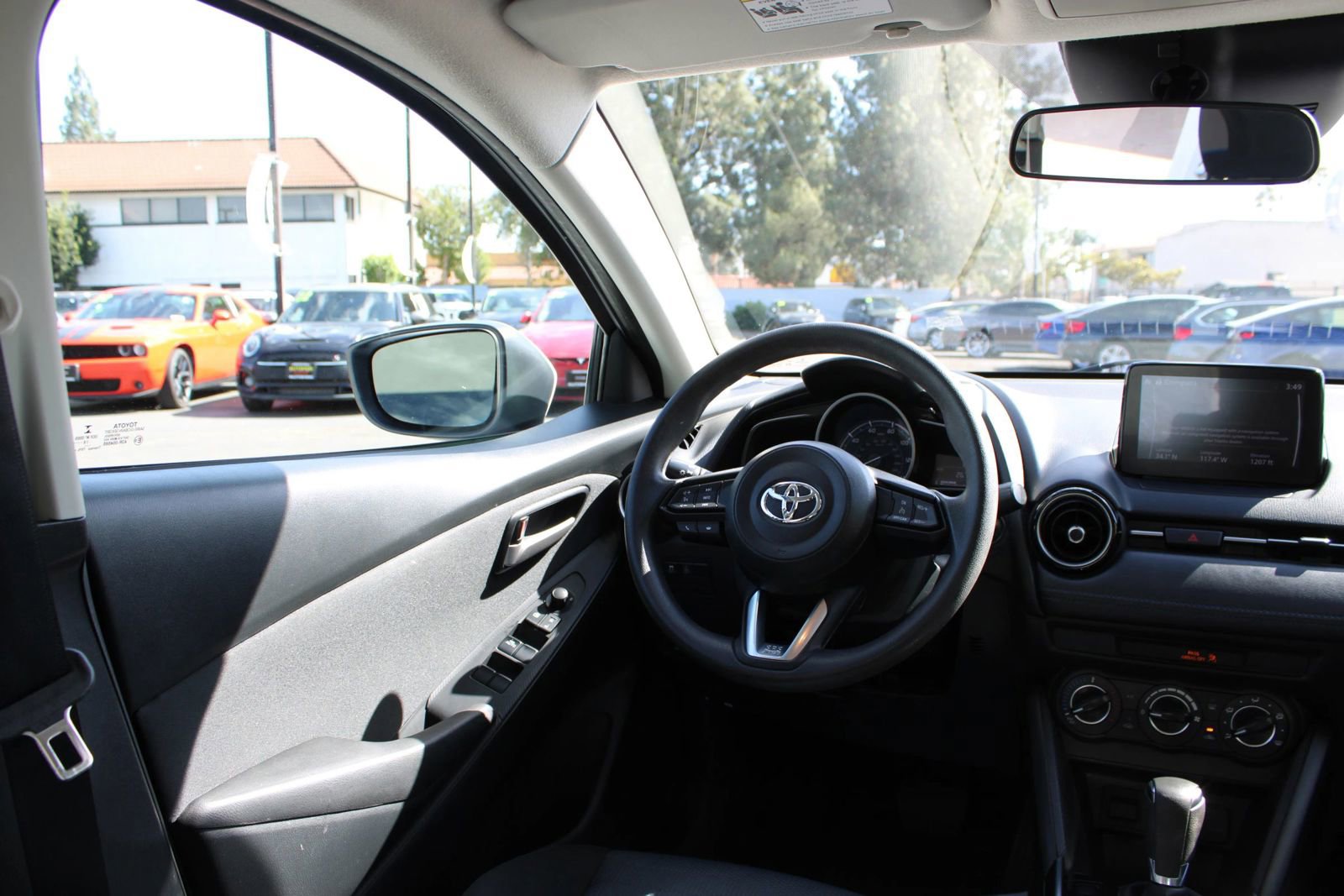 Used 2019 Toyota Yaris LE FWD image 25