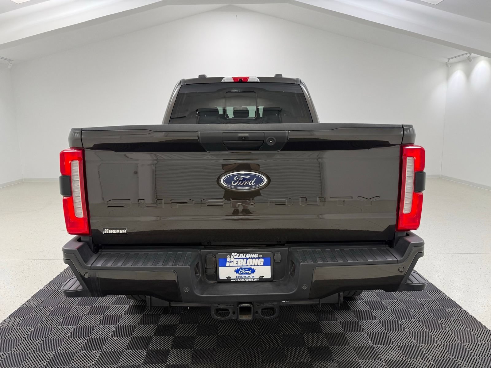 Used 2024 Ford F250 XL w/ STX Appearance Package AWD/4WD image 5