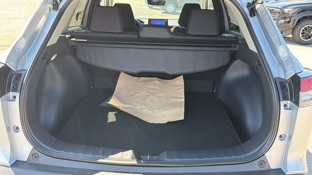 New 2026 Toyota Corolla Cross LE image 28