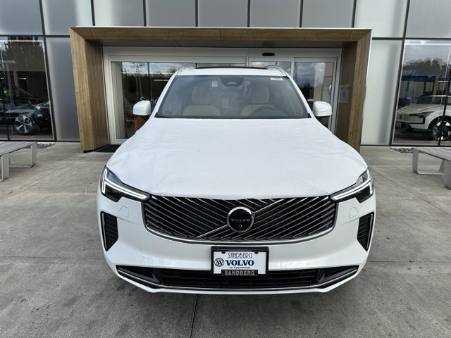 New 2026 Volvo XC90 B6 Plus w/ Protection Package Premier image 3