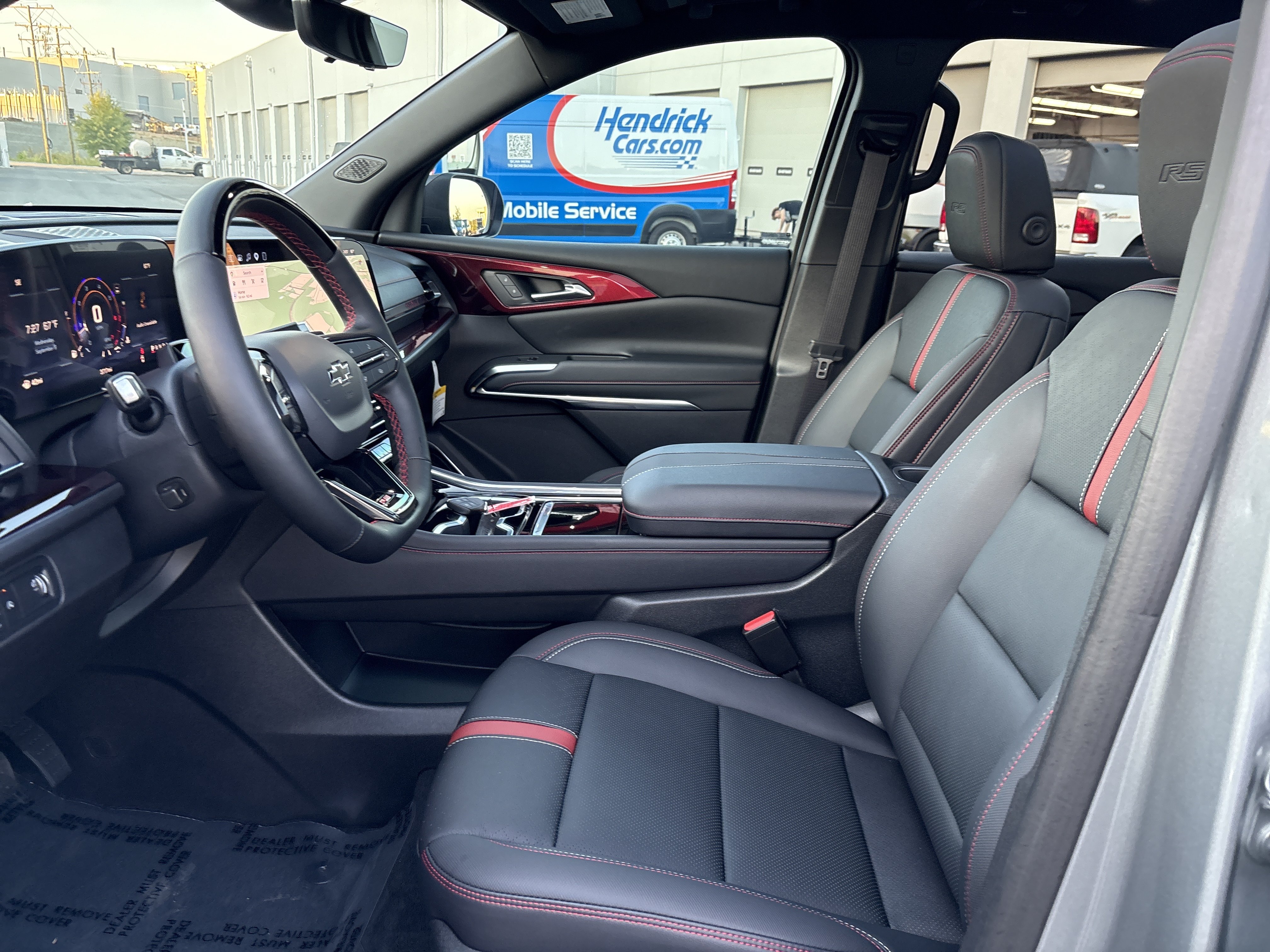Used 2026 Chevrolet Traverse RS w/ LPO, Floor Liner Package FWD image 18