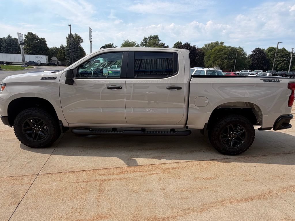 New 2026 Chevrolet Silverado 1500 Custom Trail Boss w/ Dark Appearance Package AWD/4WD image 8