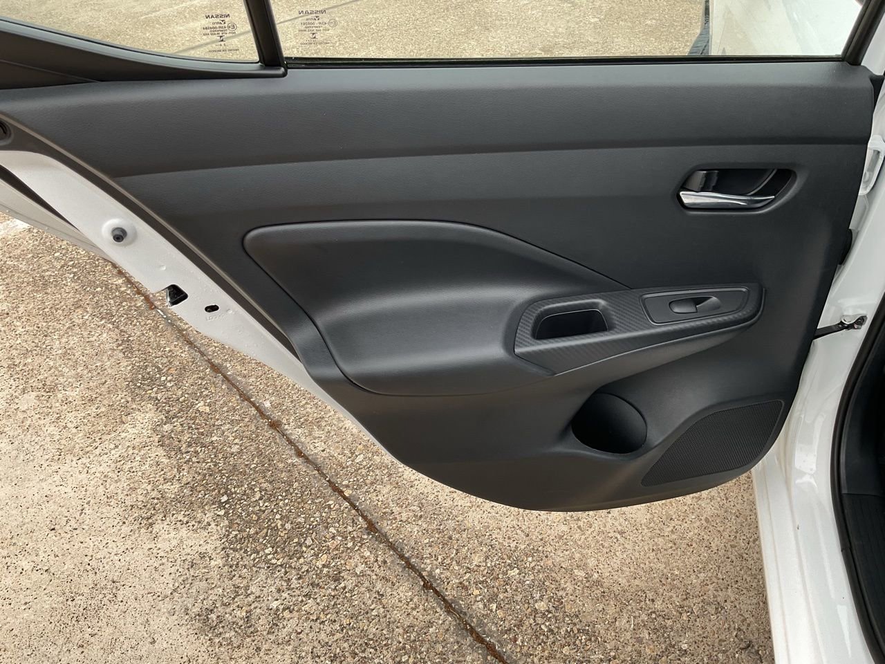 Used 2025 Nissan Versa SV image 17