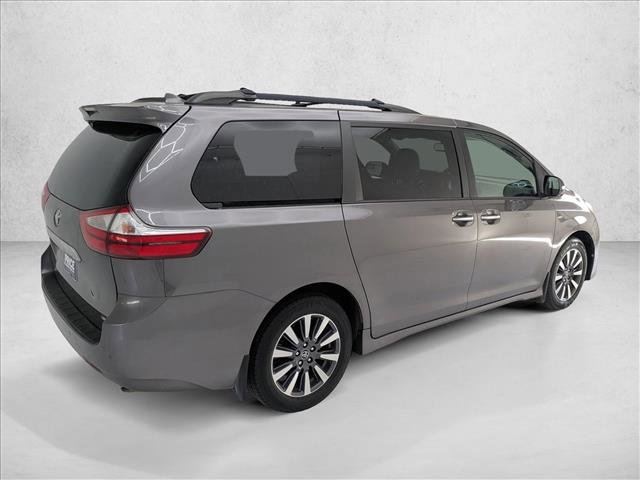 Used 2018 Toyota Sienna Limited Premium w/ Outdoor Package AWD/4WD image 5