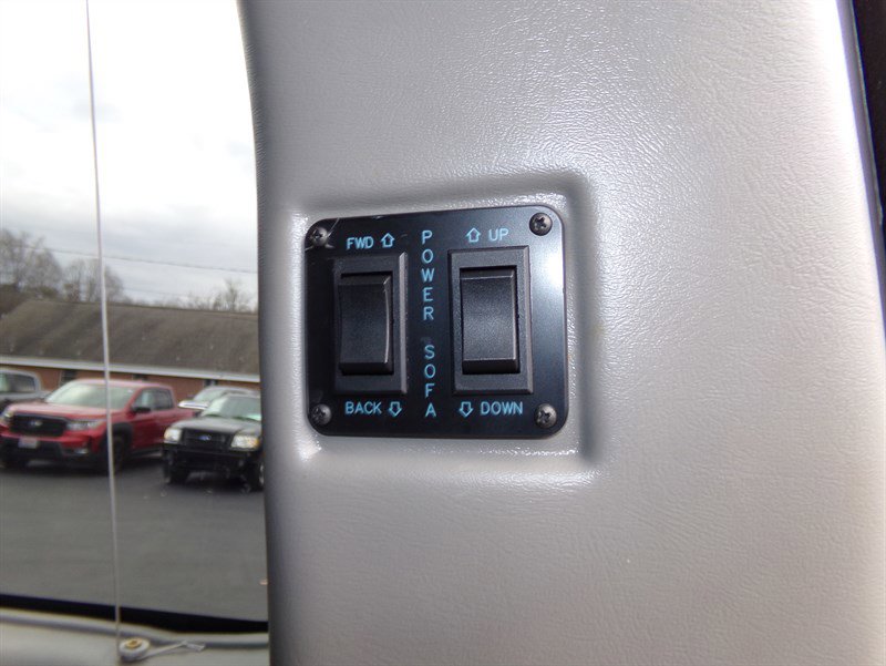 Used 2013 GMC Savana 2500 Extended image 61