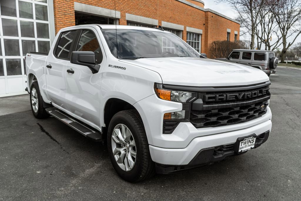 Used 2023 Chevrolet Silverado 1500 Custom image 6