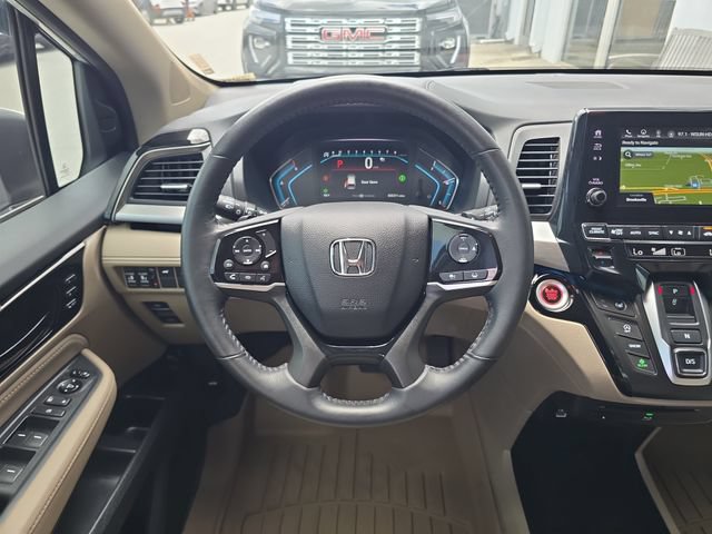 Used 2023 Honda Odyssey Touring image 12