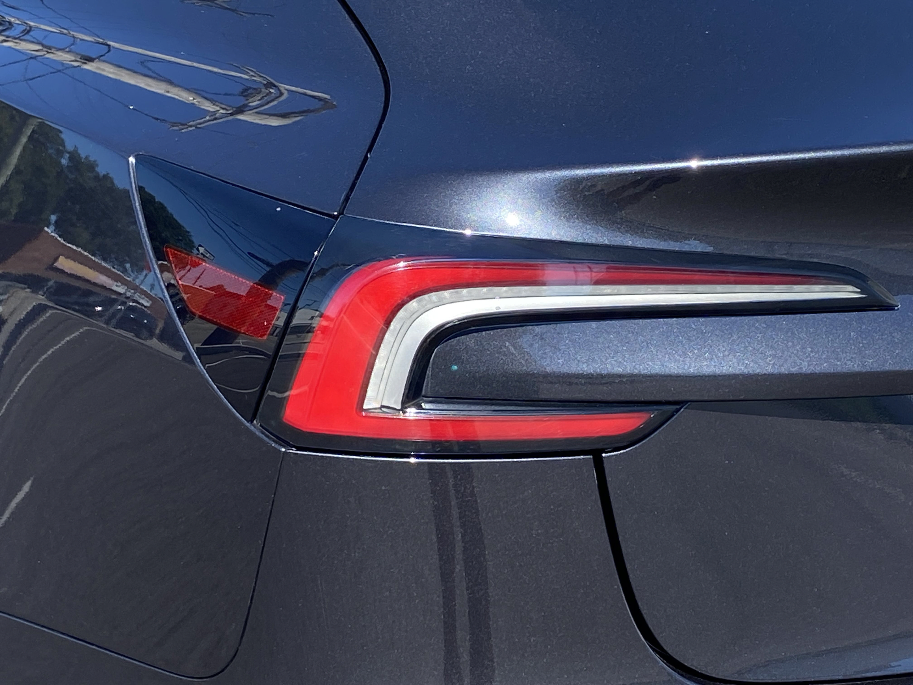Used 2025 Tesla Model 3 Long Range RWD image 16