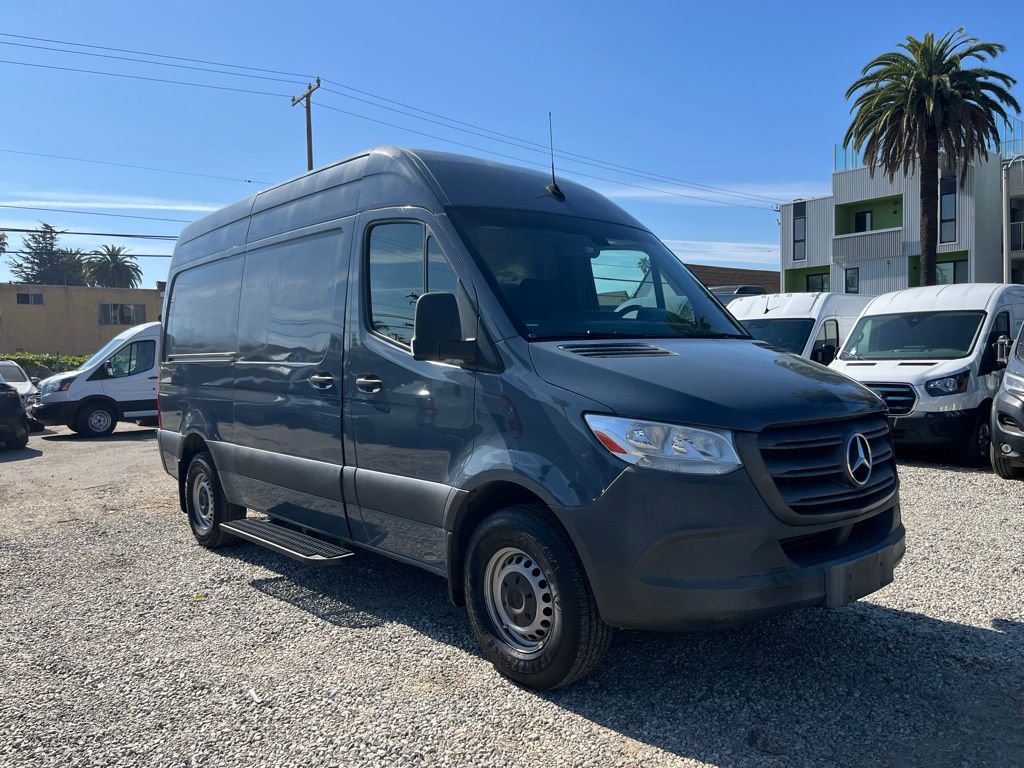 Used 2019 Mercedes-Benz Sprinter 144 image 3