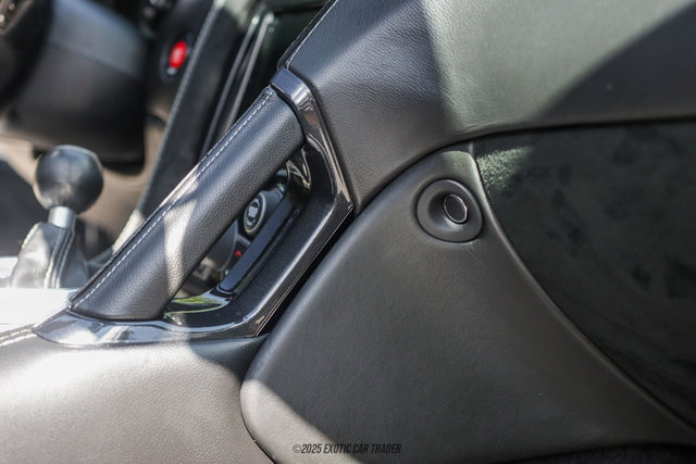 Used 2014 SRT Viper GTS w/ GTS Laguna Interior Package image 63