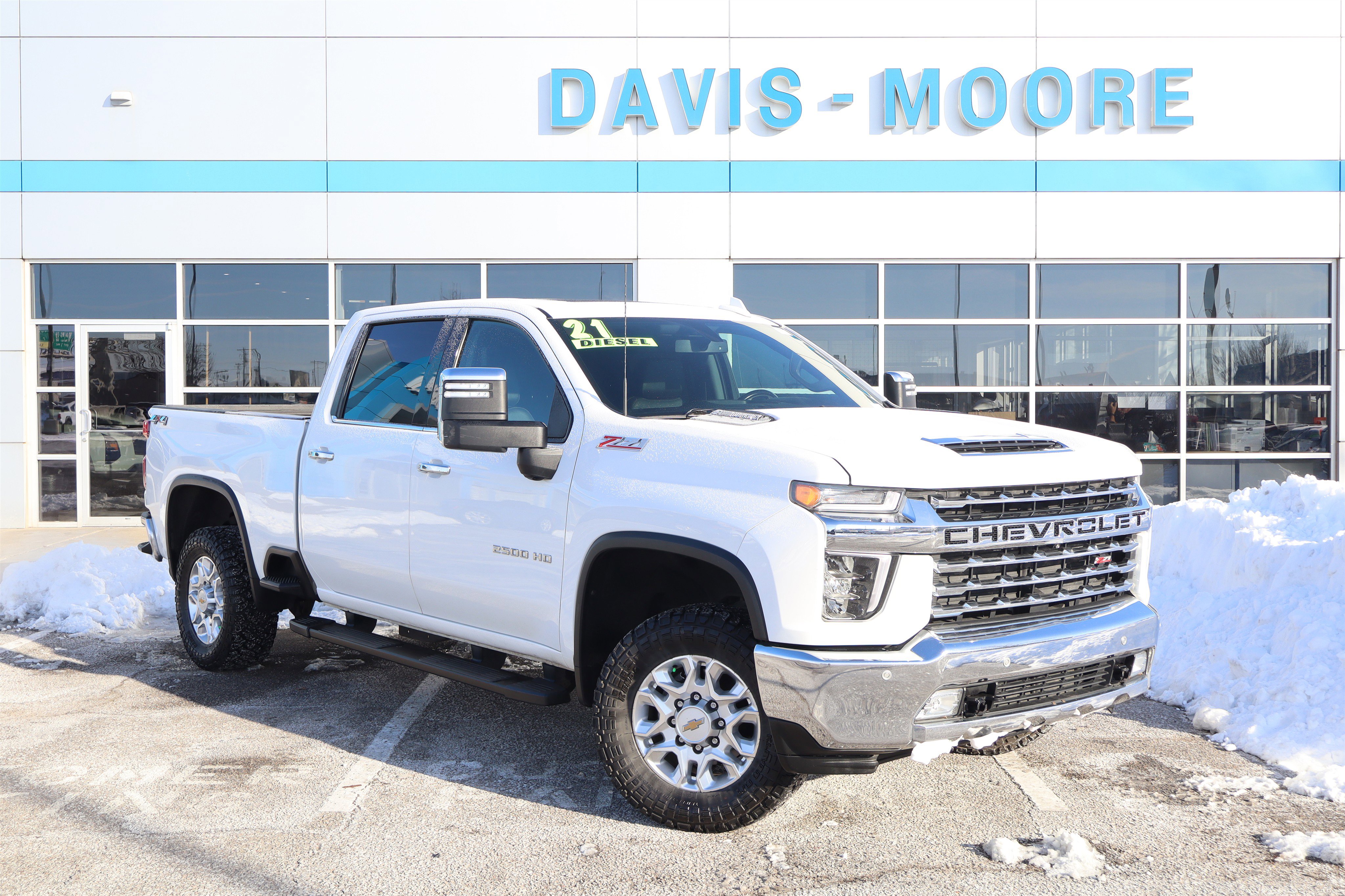 Used 2021 Chevrolet Silverado 2500 LTZ w/ LTZ Convenience Package image 2