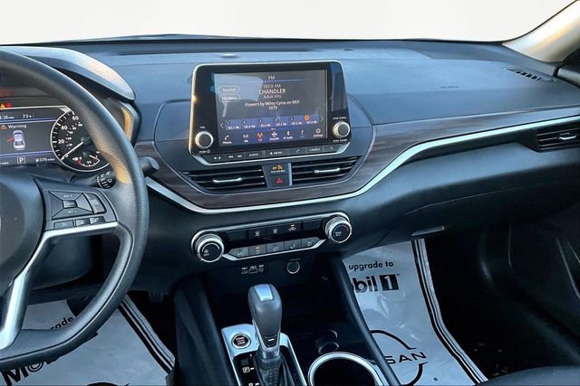 Used 2024 Nissan Altima 2.5 SV image 9