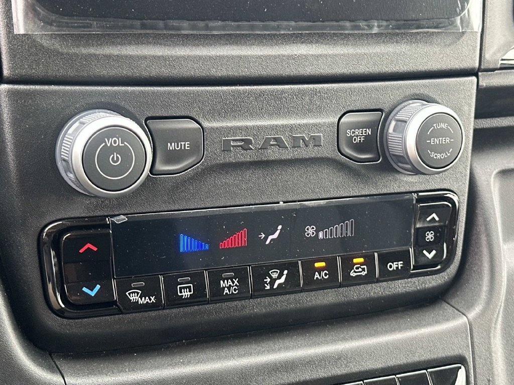 New 2026 RAM ProMaster 2500 w/ Convenience Group FWD image 19