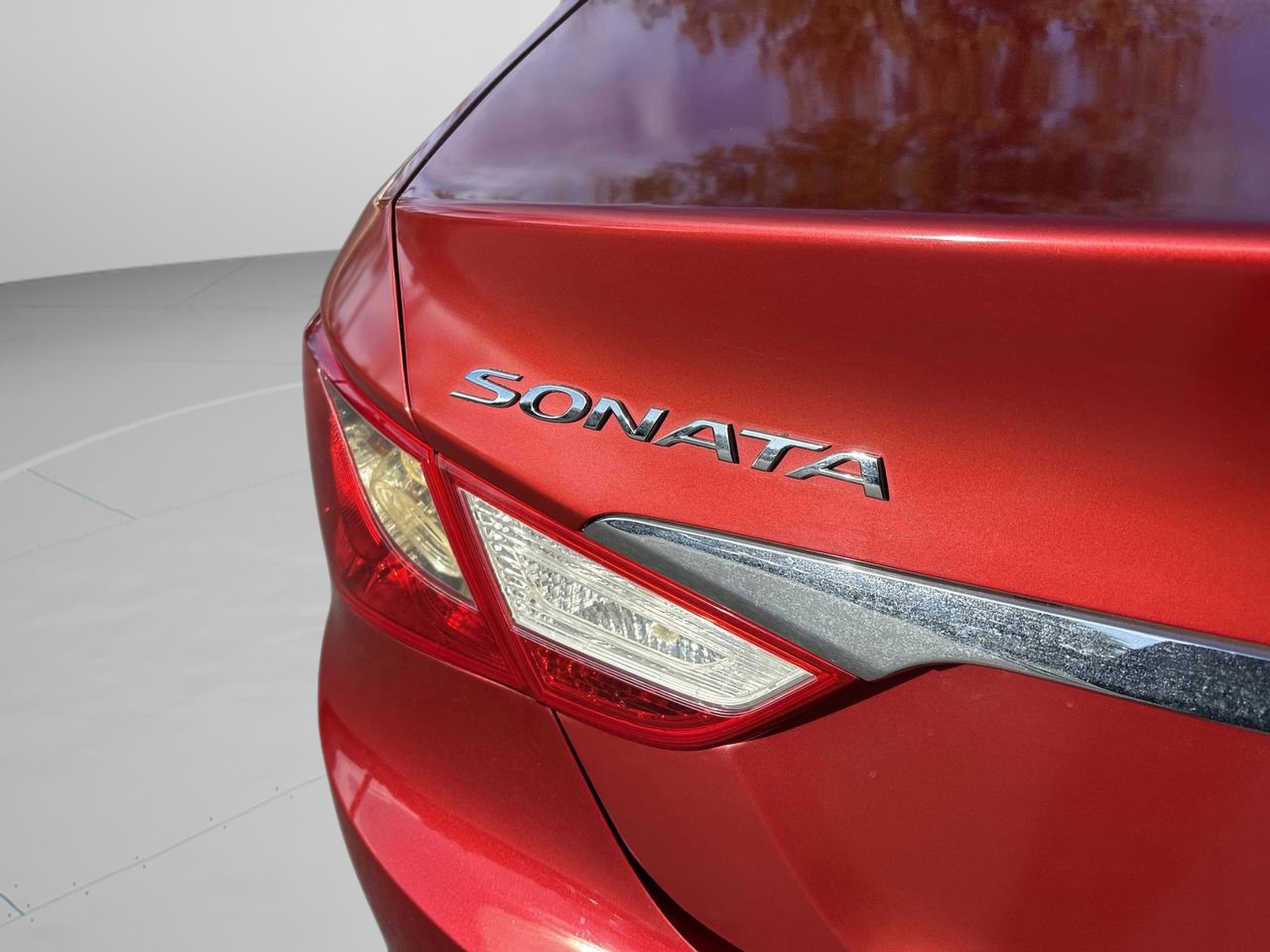 Used 2013 Hyundai Sonata SE w/ Navigation & Sunroof Pkg image 31