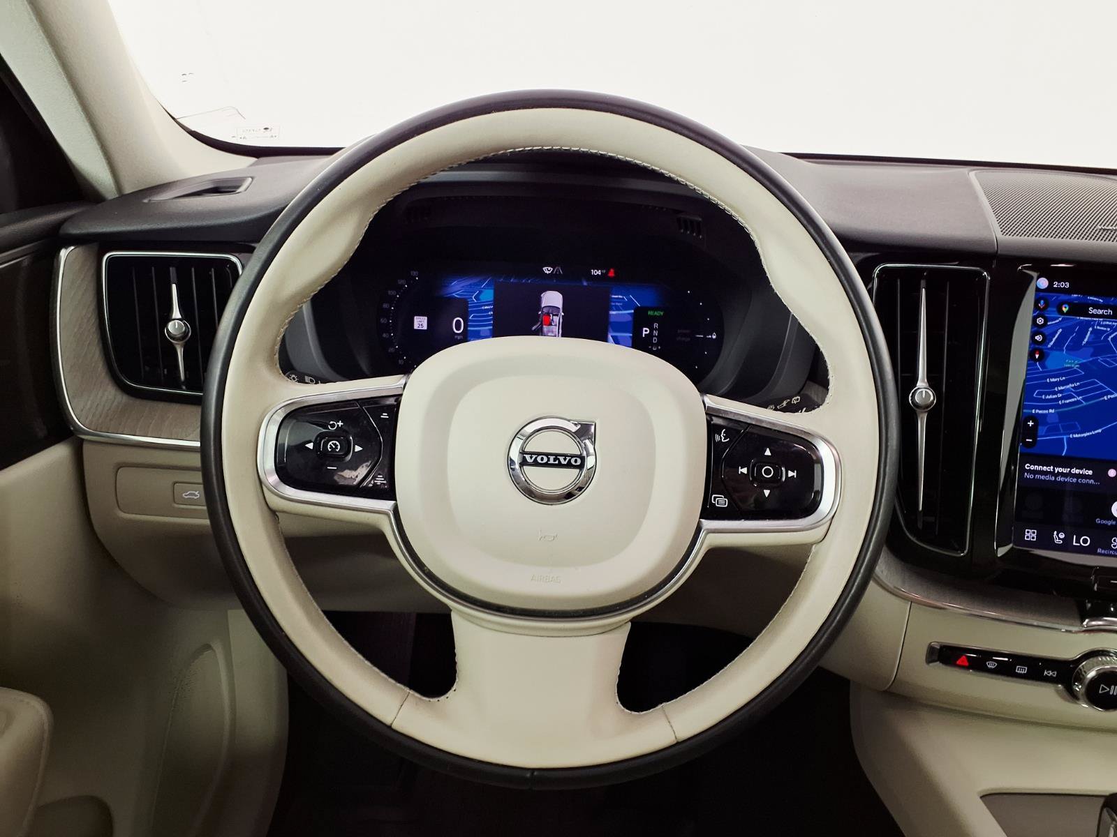 Used 2023 Volvo XC60 T8 Plus AWD/4WD image 15