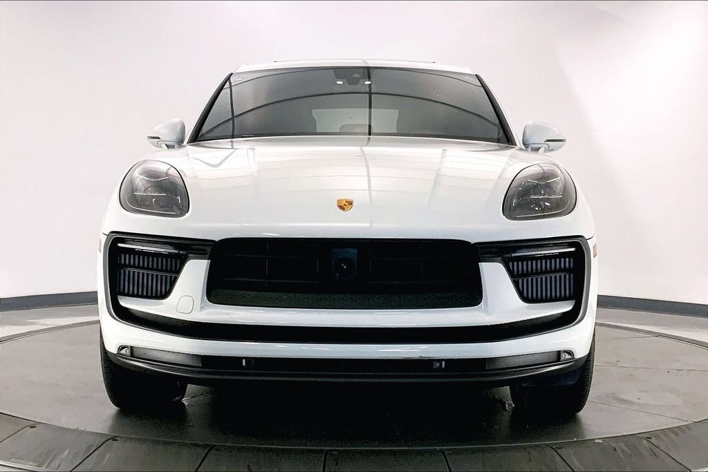 Used 2025 Porsche Macan S AWD/4WD image 2