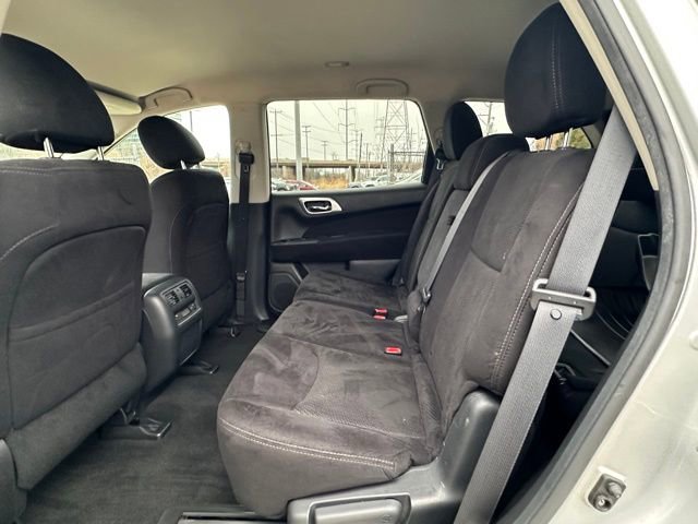 Used 2014 Nissan Pathfinder S image 10