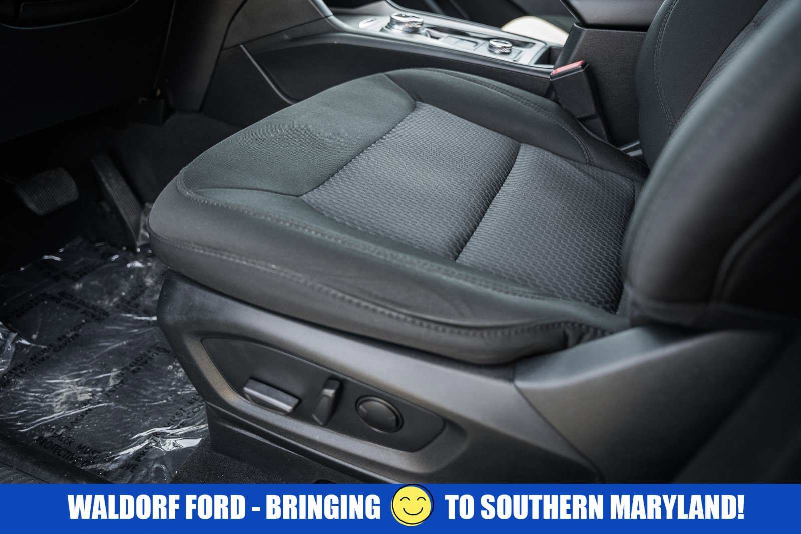 Used 2022 Ford Explorer XLT image 73