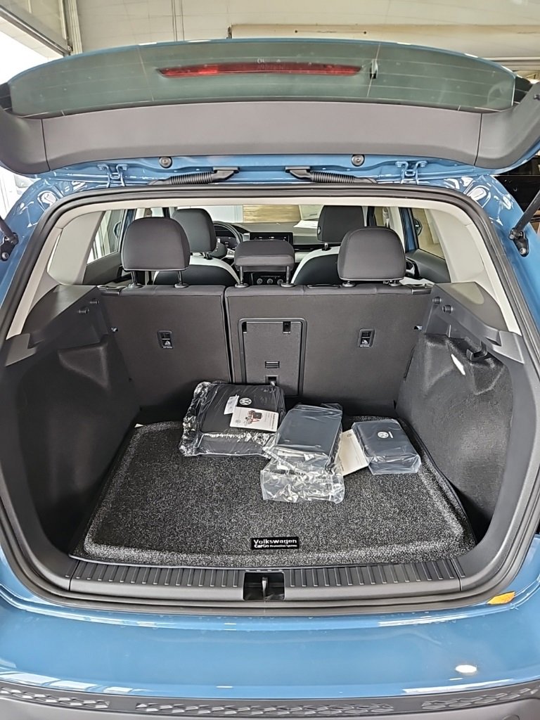 New 2026 Volkswagen Taos S image 19