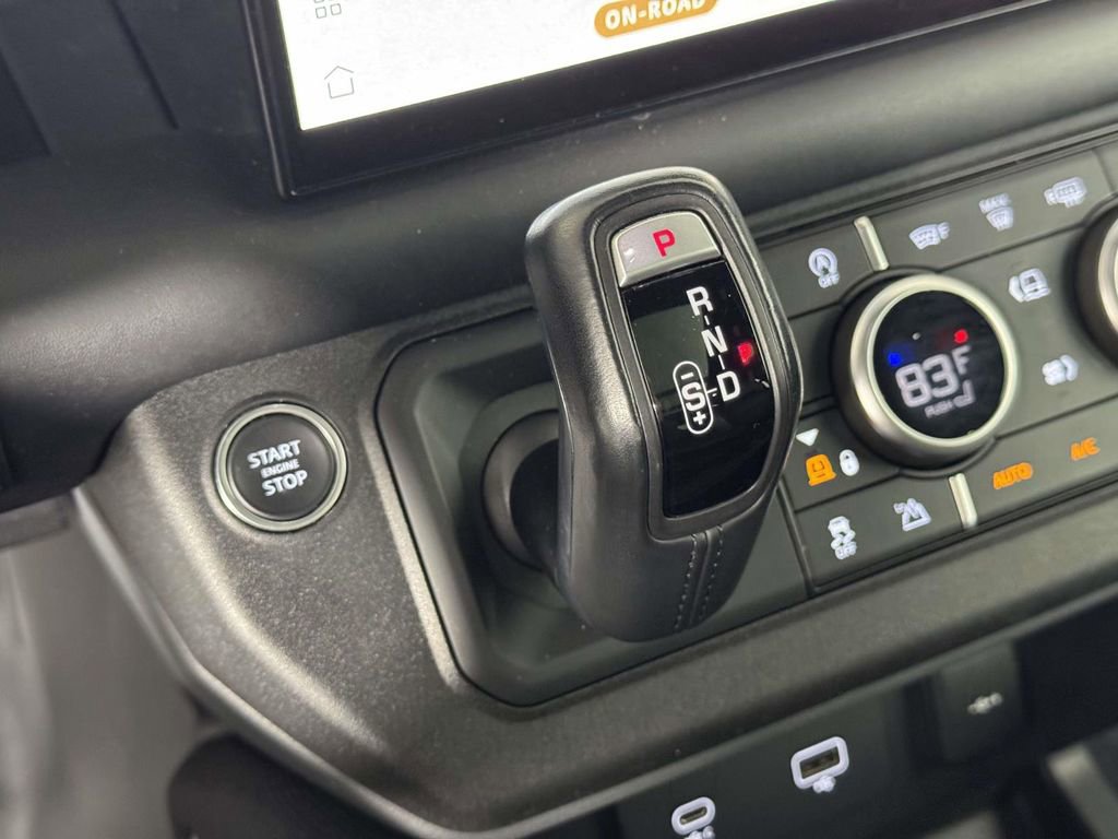 Used 2022 Land Rover Defender 110 X-Dynamic HSE image 29