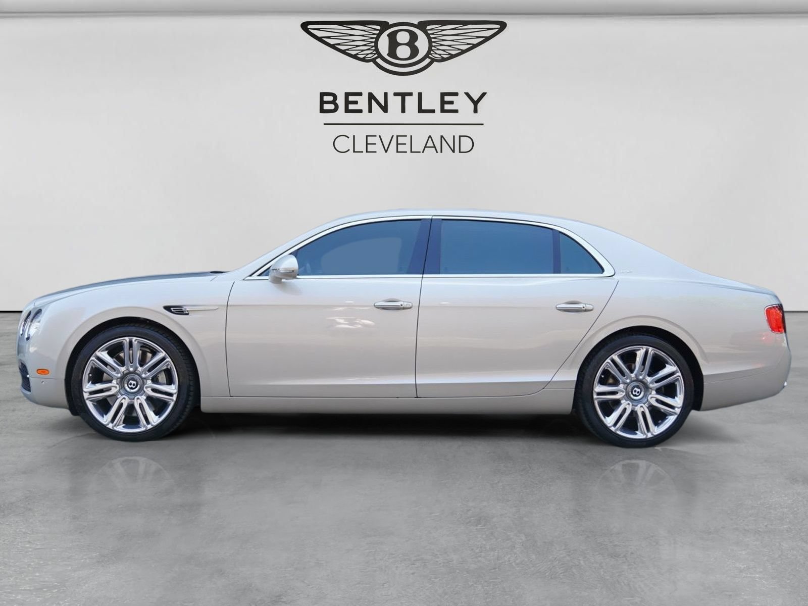 Used 2017 Bentley Flying Spur W12 AWD/4WD image 18